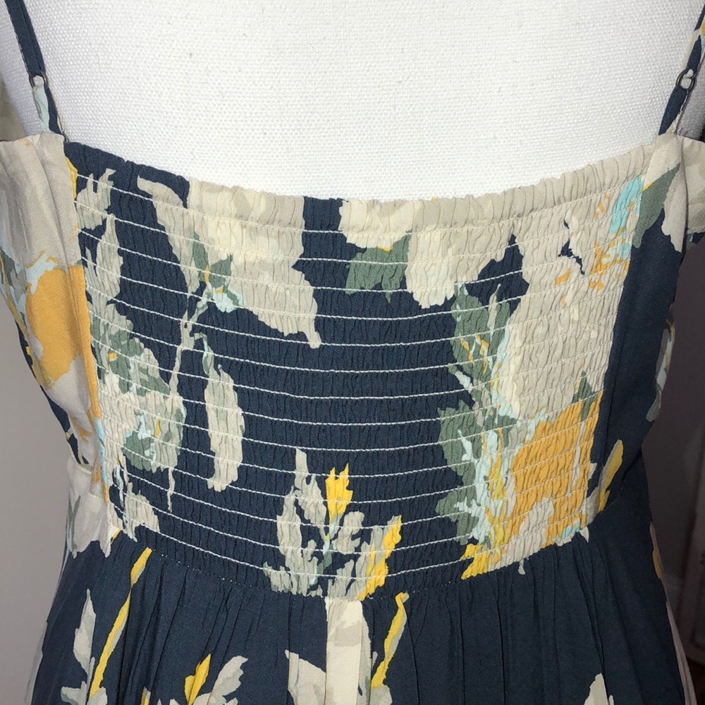 GAP Navy Floral Dress - Picture 6 of 6